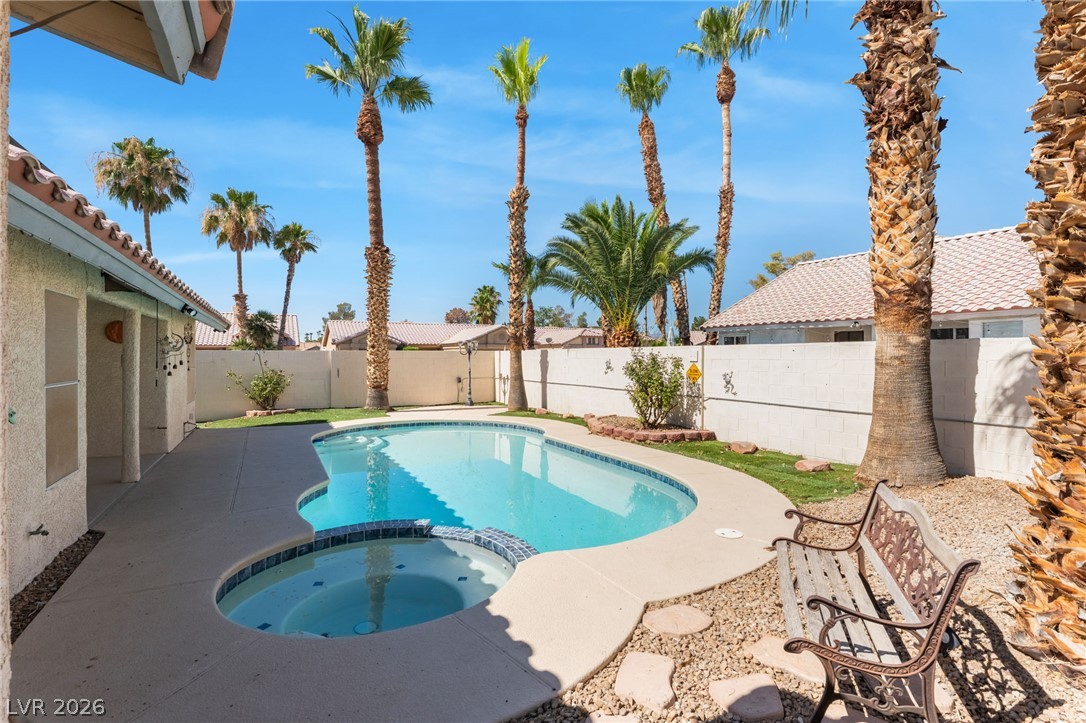 4921 Country Breeze Ct Court North Las Vegas NV 89031