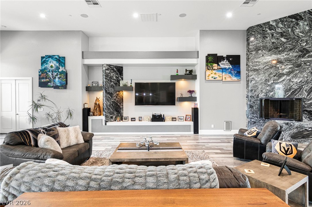 6731 Via Provenza Avenue Las Vegas NV 89131