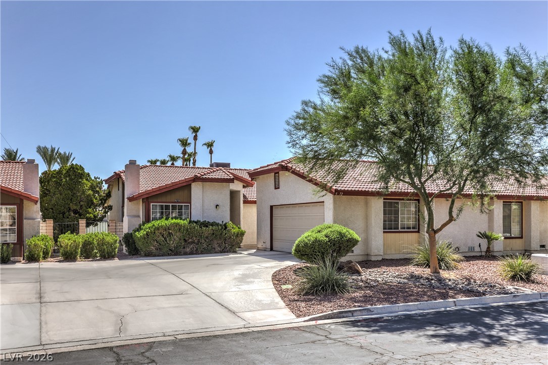 5272 Dickens Drive Las Vegas NV 89119