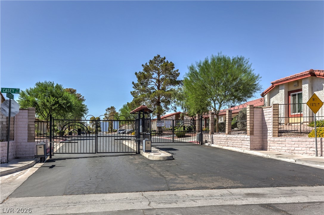 5272 Dickens Drive Las Vegas NV 89119