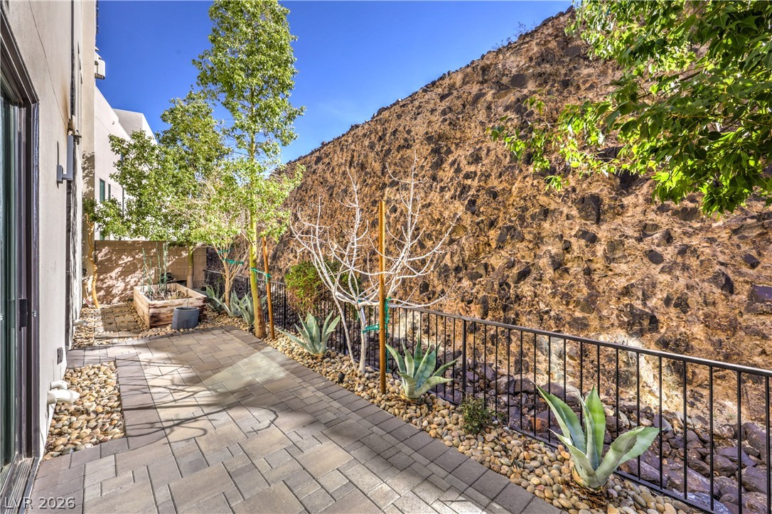 422 Tranquil Peak Court Henderson NV 89012