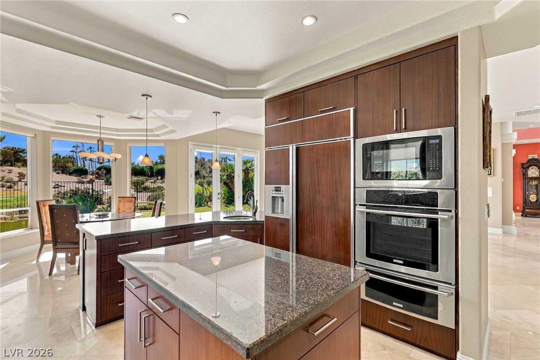 8633 Lakeridge Circle Las Vegas NV 89117