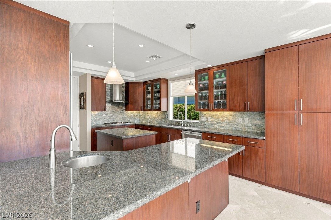 8633 Lakeridge Circle Las Vegas NV 89117