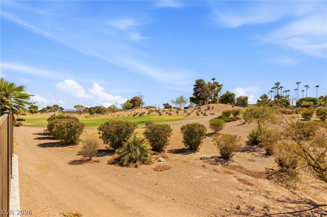 8633 Lakeridge Circle Las Vegas NV 89117