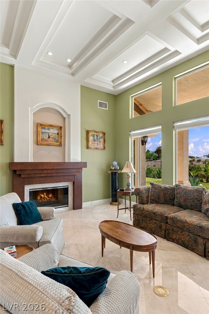 8633 Lakeridge Circle Las Vegas NV 89117