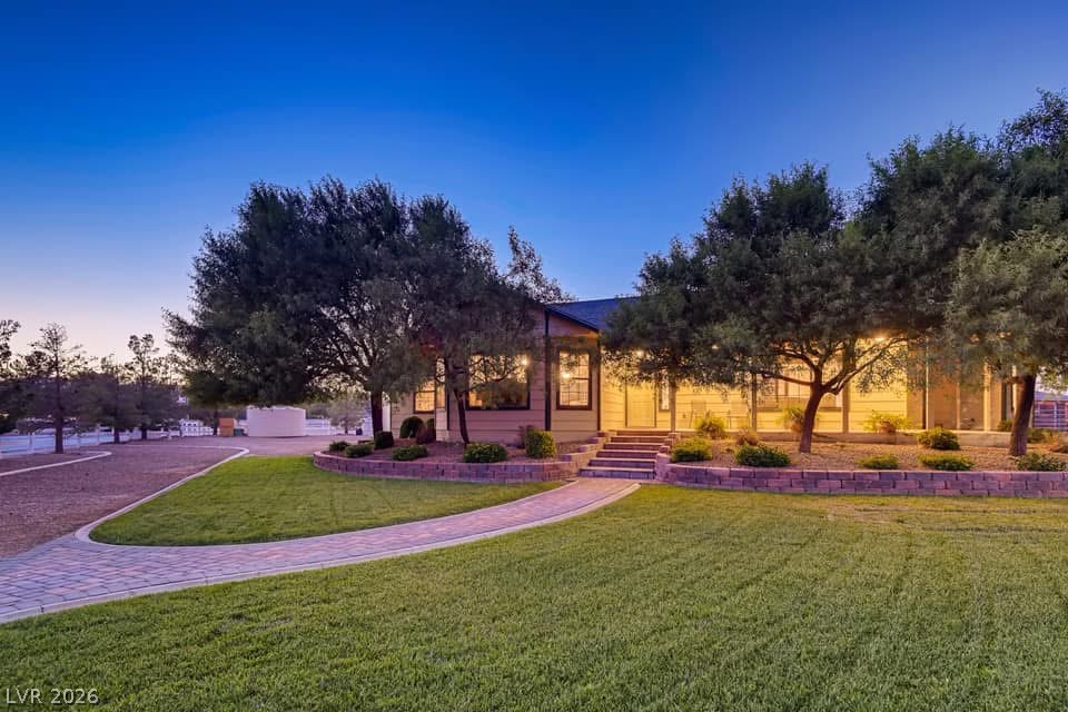 6460 Racel Street Las Vegas NV 89131