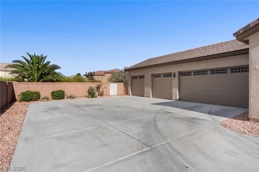 8088 Winchester Bluff Street Las Vegas NV 89131