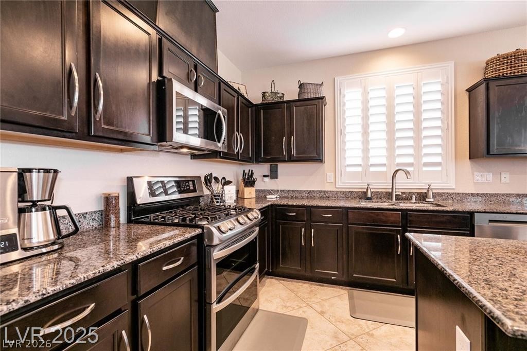 63 Via Di Mello Henderson NV 89011