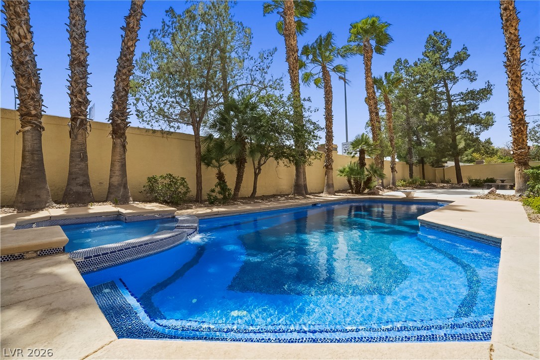 26 Princeville Lane Las Vegas NV 89113