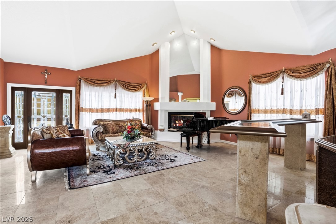 26 Princeville Lane Las Vegas NV 89113