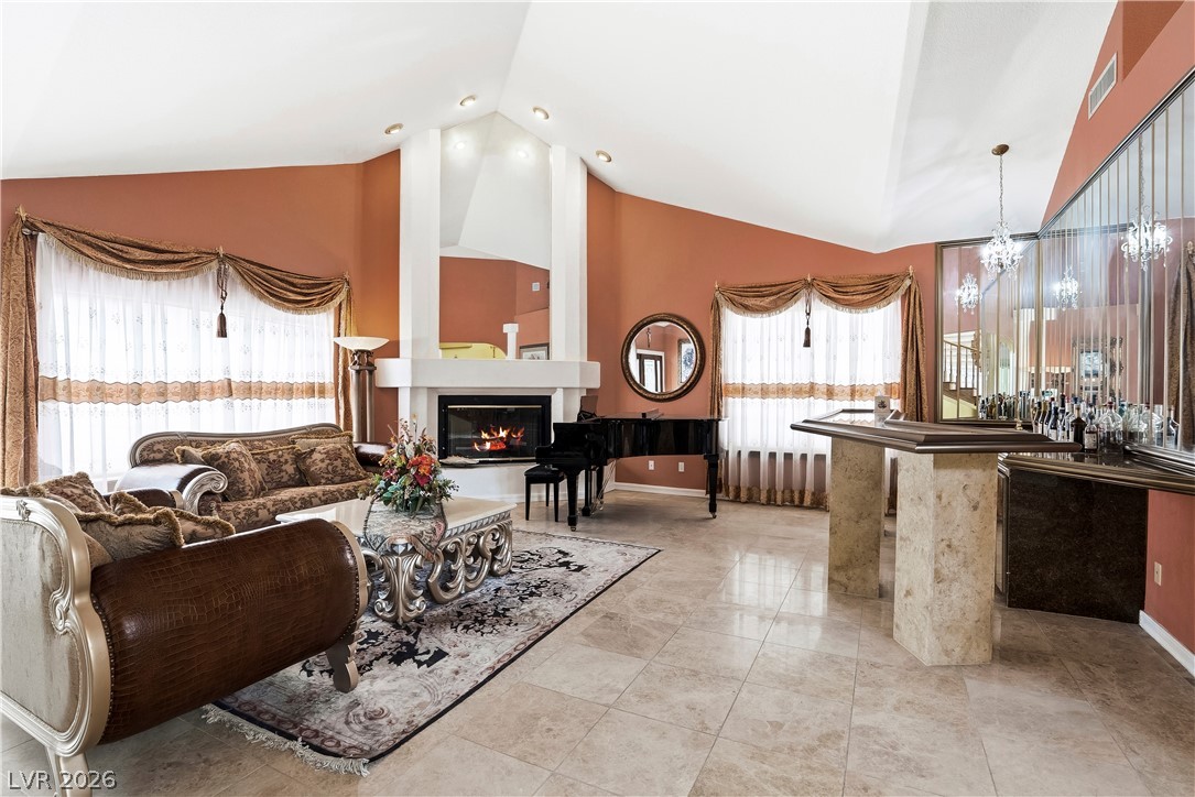 26 Princeville Lane Las Vegas NV 89113