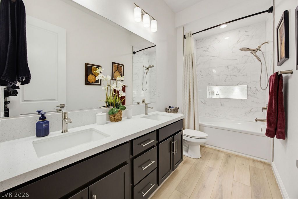 4315 Skylake Court Las Vegas NV 89129