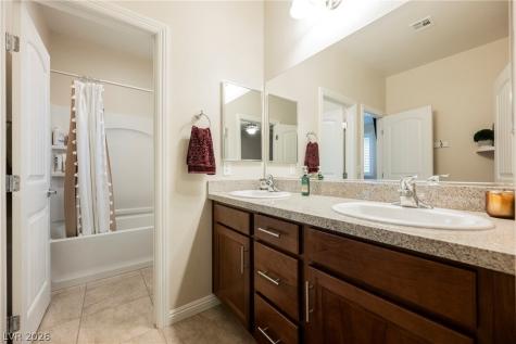 6217 Starflare Street Las Vegas NV 89148