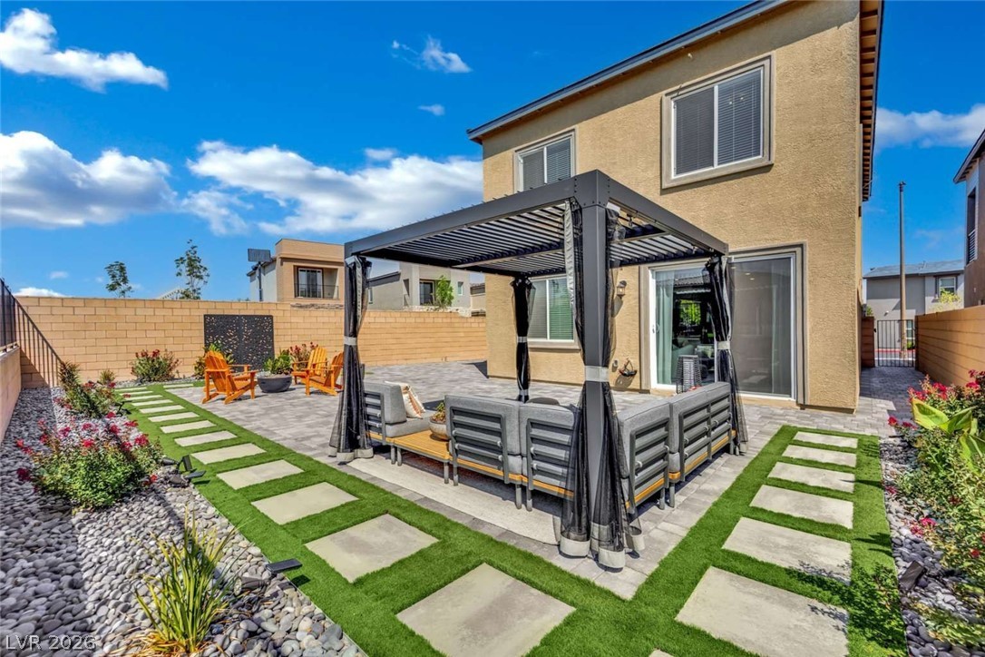 8907 Roadrunner Ravine Street Las Vegas NV 89166
