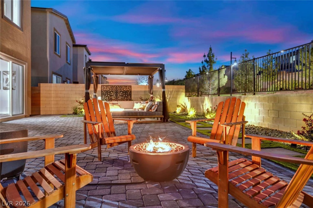 8907 Roadrunner Ravine Street Las Vegas NV 89166
