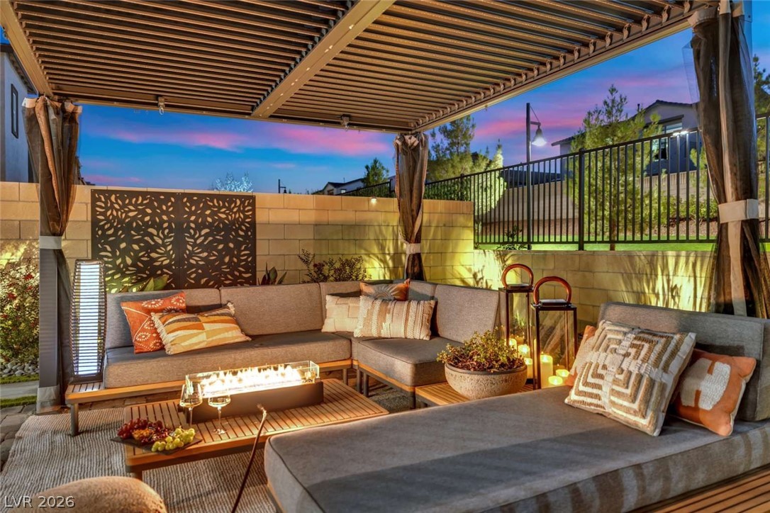 8907 Roadrunner Ravine Street Las Vegas NV 89166