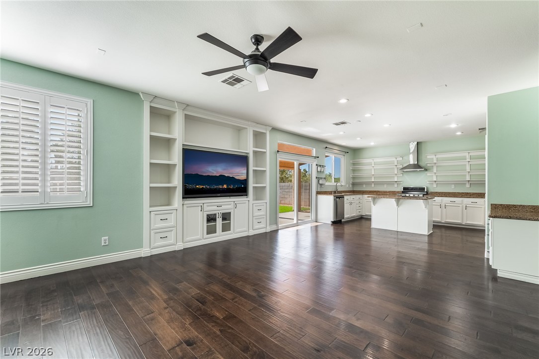 261 Timber Hollow Street Henderson NV 89012
