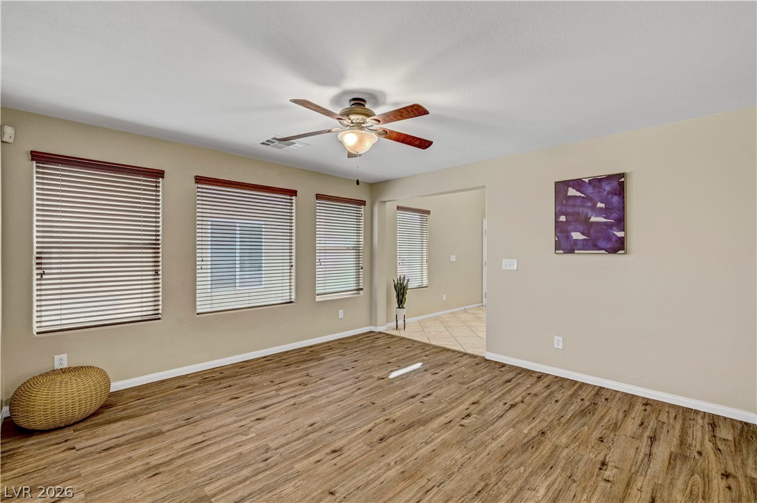 8944 Ryan Creek Avenue Las Vegas NV 89149