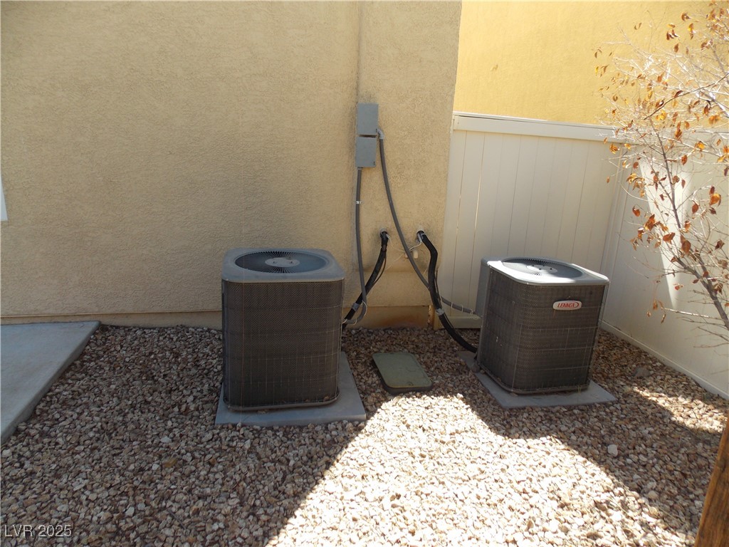 2768 Kona Crest Avenue Henderson NV 89052
