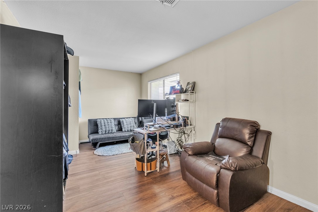 4180 Flamingo Crest Drive 4 Las Vegas NV 89121