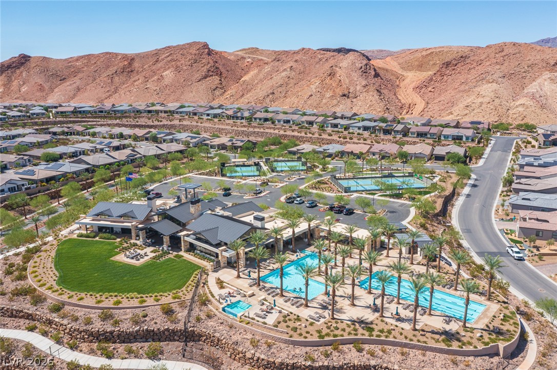 36 Cliffwater Street Henderson NV 89011