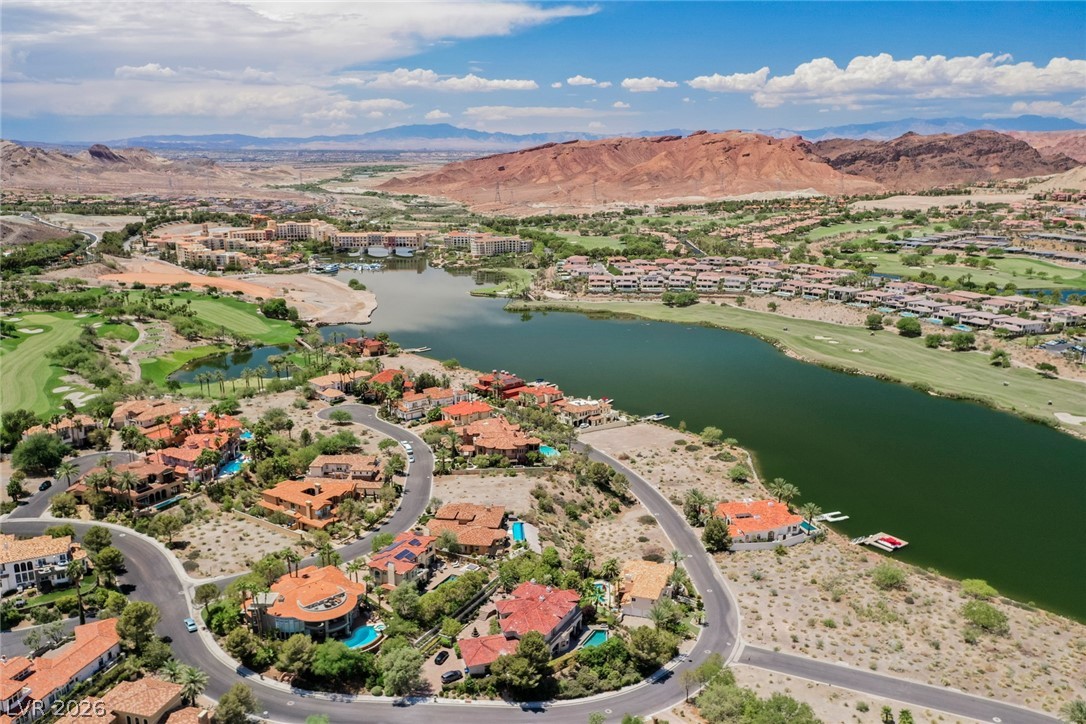 36 Cliffwater Street Henderson NV 89011