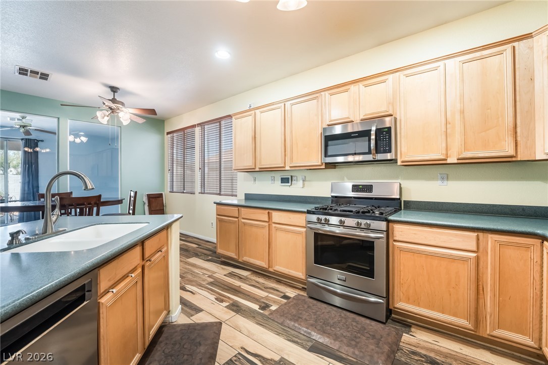 8528 Bandits Bluff Avenue Las Vegas NV 89143