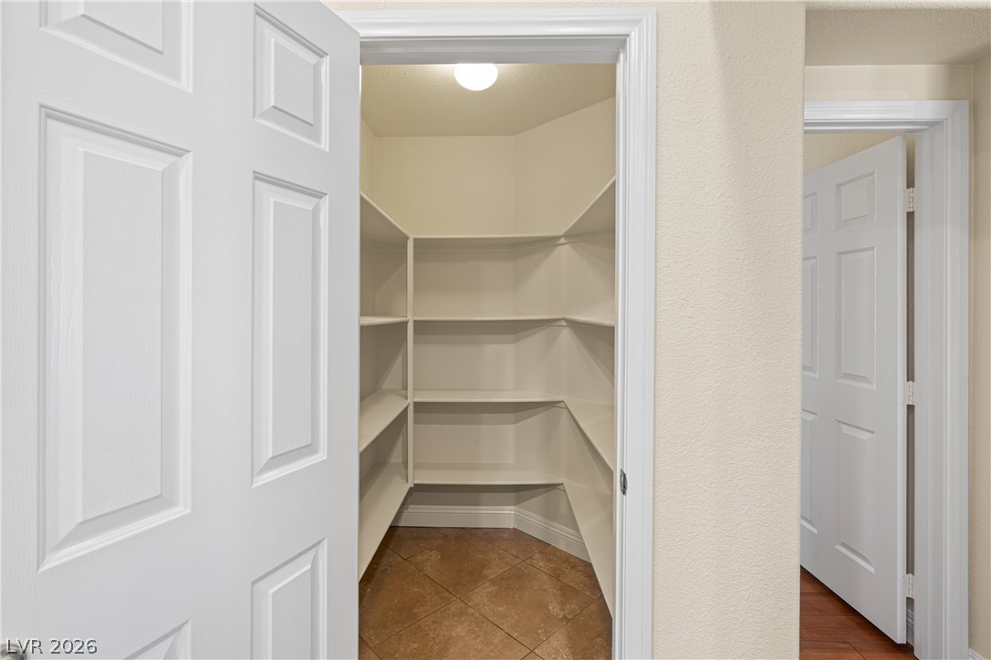 8609 Majestic Pine Avenue Las Vegas NV 89143