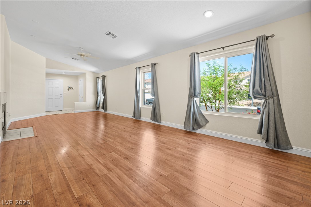 8609 Majestic Pine Avenue Las Vegas NV 89143