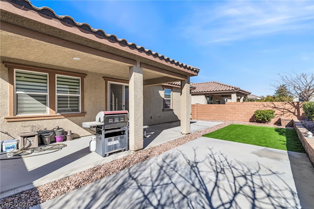 766 Topocoba Street Las Vegas NV 89178
