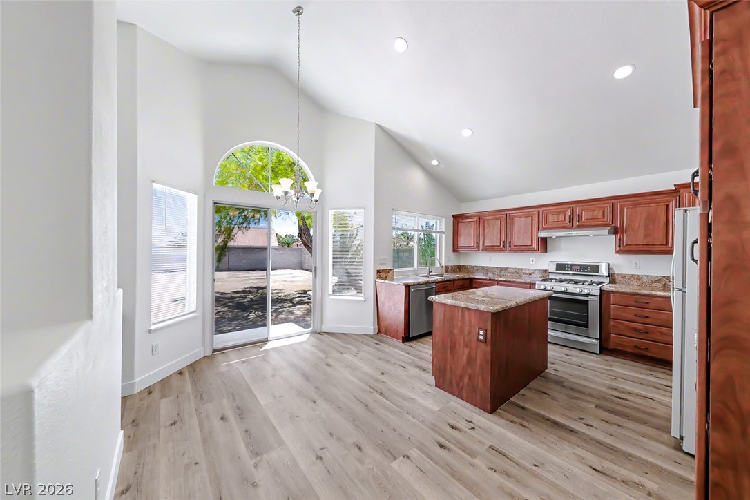 757 Canyon Crest Drive Las Vegas NV 89123