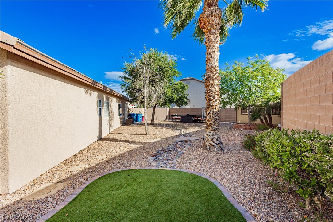 8932 Mannix Court Las Vegas NV 89143