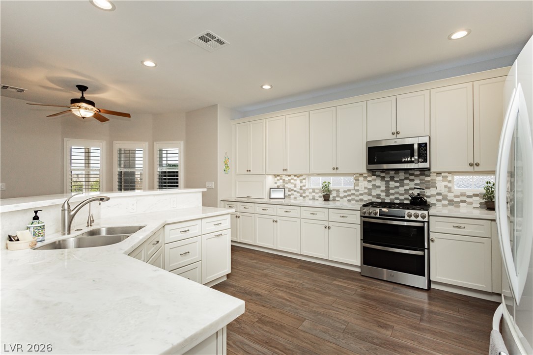 8932 Mannix Court Las Vegas NV 89143