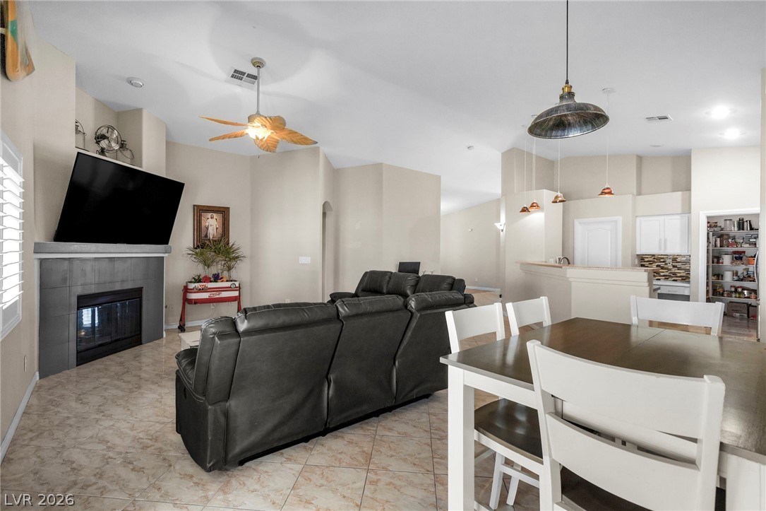 6612 Ringbill Court North Las Vegas NV 89084