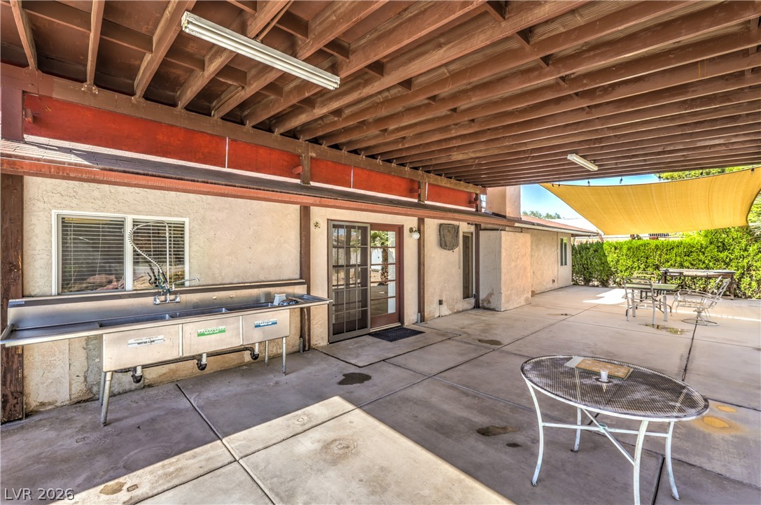 2880 Red Rock Street Las Vegas NV 89146
