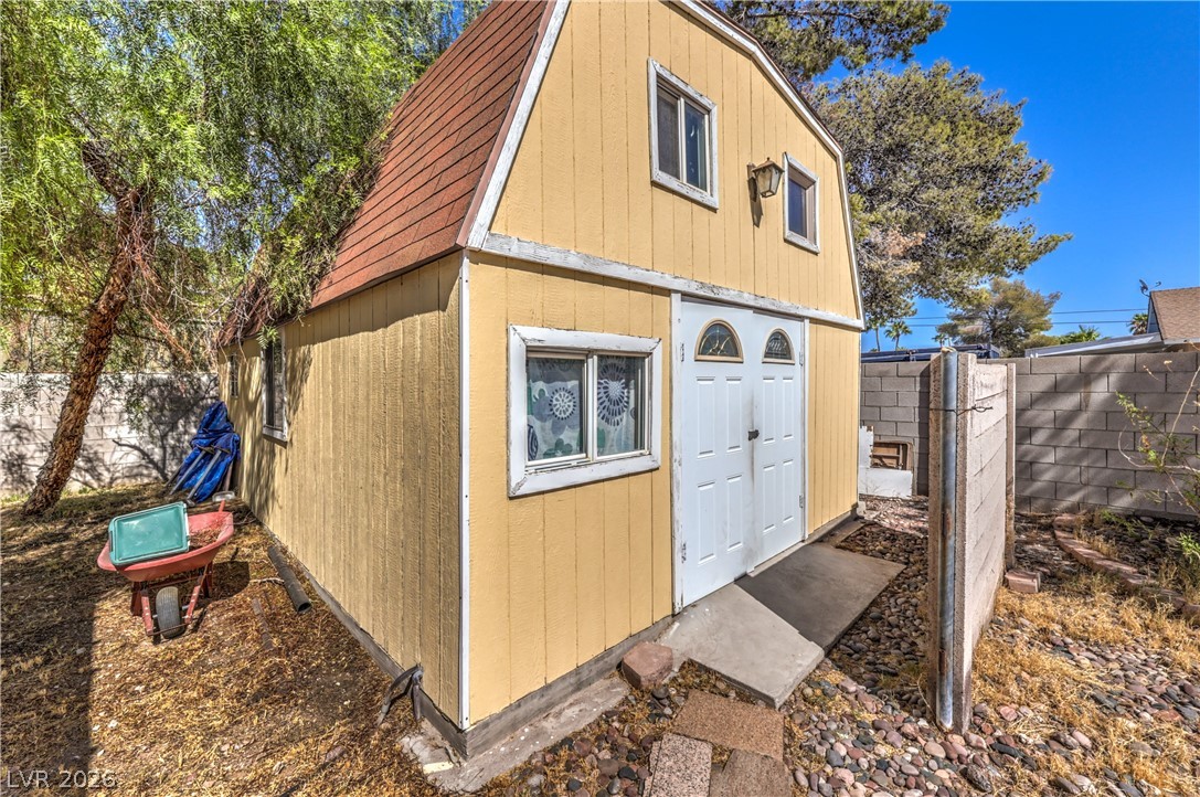 2880 Red Rock Street Las Vegas NV 89146