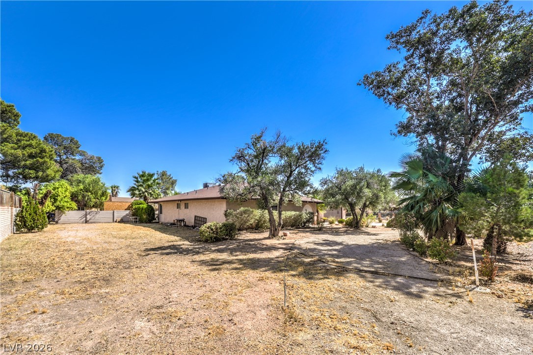 2880 Red Rock Street Las Vegas NV 89146