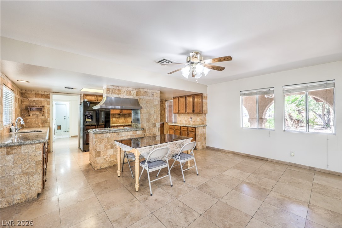 2880 Red Rock Street Las Vegas NV 89146