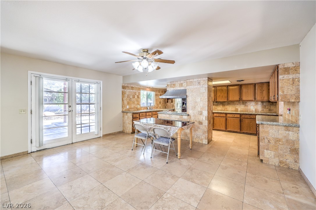 2880 Red Rock Street Las Vegas NV 89146