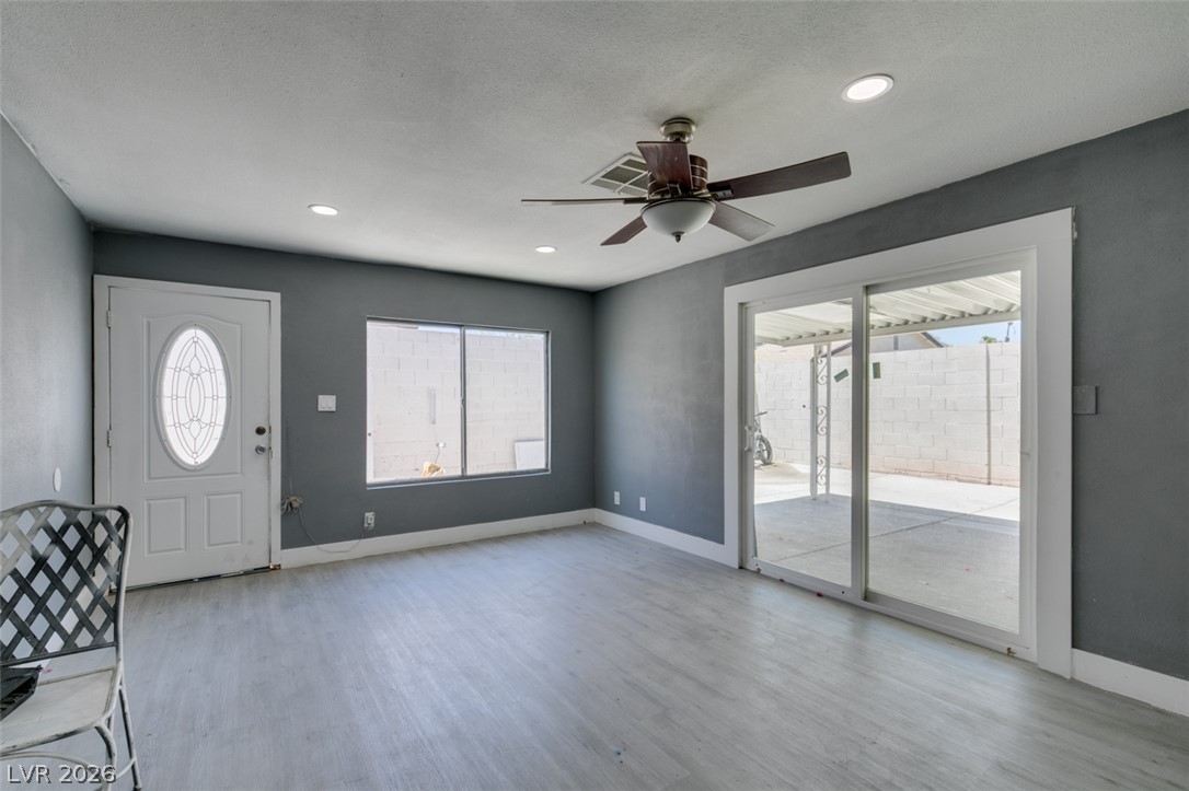 4562 Via San Rafael Las Vegas NV 89103