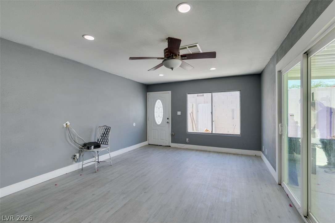4562 Via San Rafael Las Vegas NV 89103