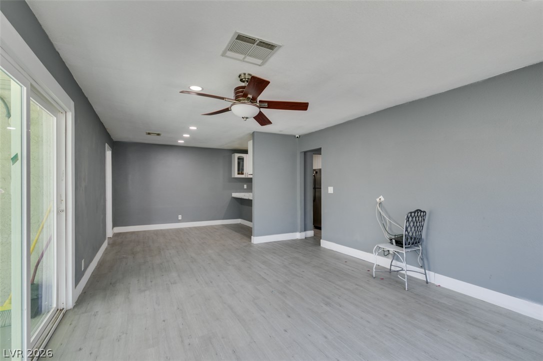 4562 Via San Rafael Las Vegas NV 89103