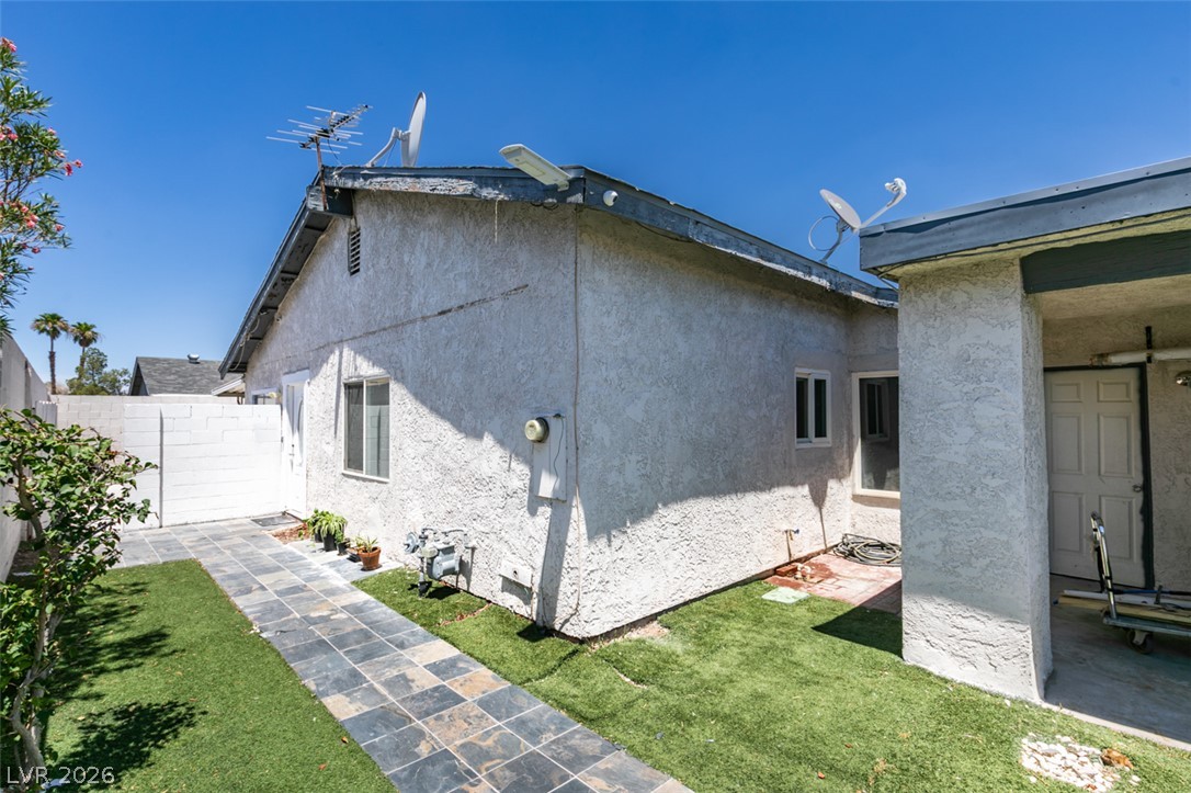 4562 Via San Rafael Las Vegas NV 89103