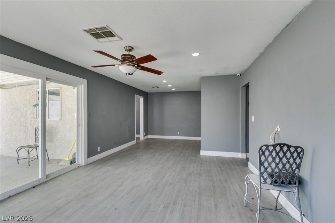 4562 Via San Rafael Las Vegas NV 89103
