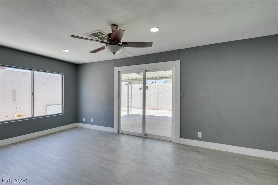 4562 Via San Rafael Las Vegas NV 89103