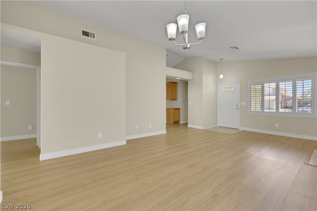 7664 Little Valley Avenue Las Vegas NV 89147