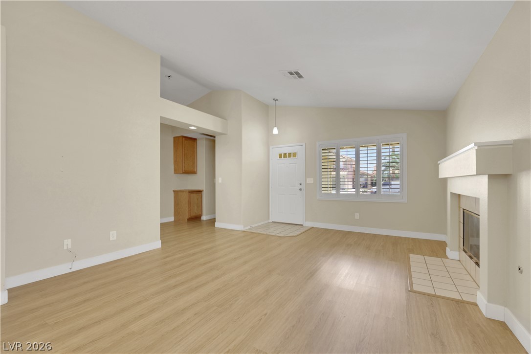 7664 Little Valley Avenue Las Vegas NV 89147