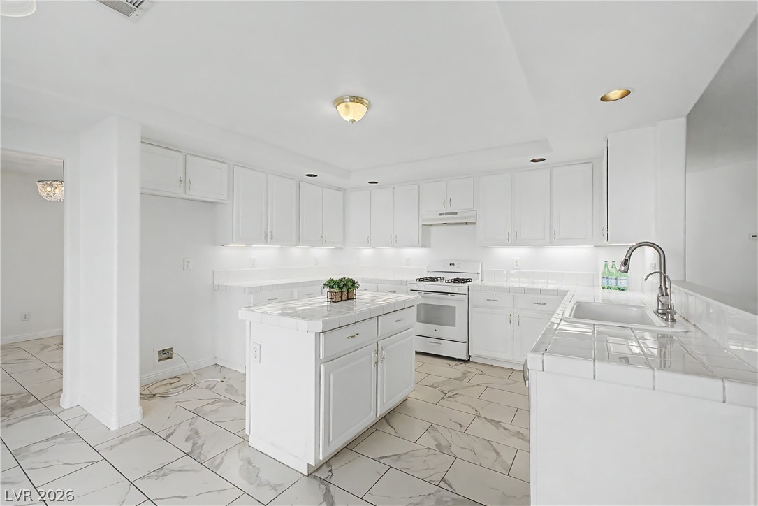 10794 Serendipity Court Las Vegas NV 89183