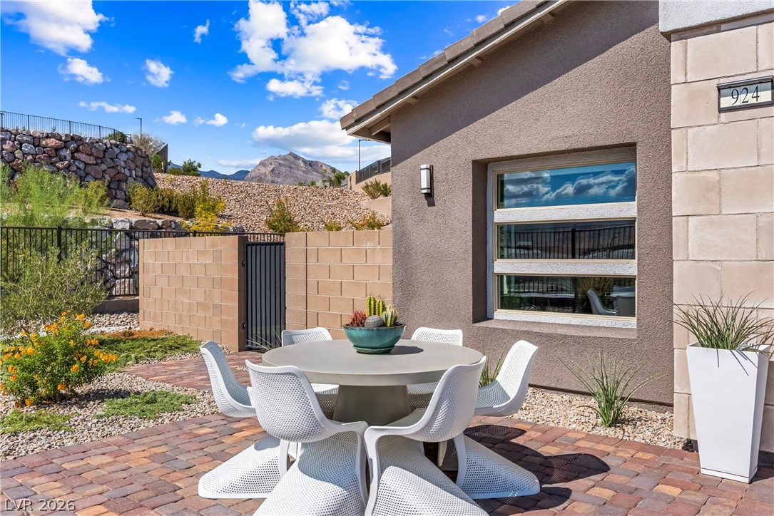 924 Kings Cliff Lane Las Vegas NV 89138