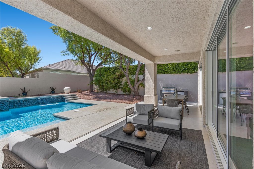 9425 Garnet Crown Avenue Las Vegas NV 89145